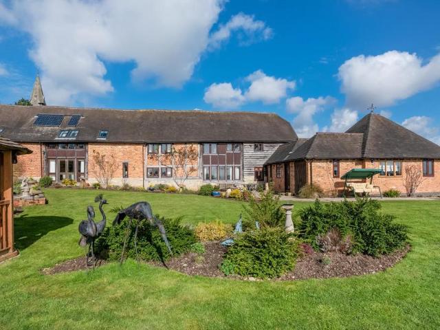 House for sale in Alderminster, Warwickshire