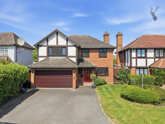 House for sale in Debden Green, Epping