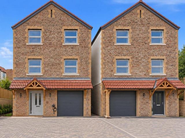 House for sale in Frampton Cotterell
