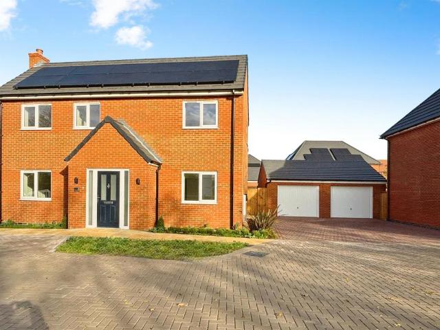 House for sale in Raunds