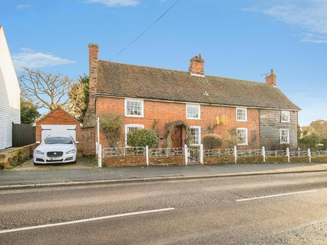 House for sale in Dale Hill, Essex