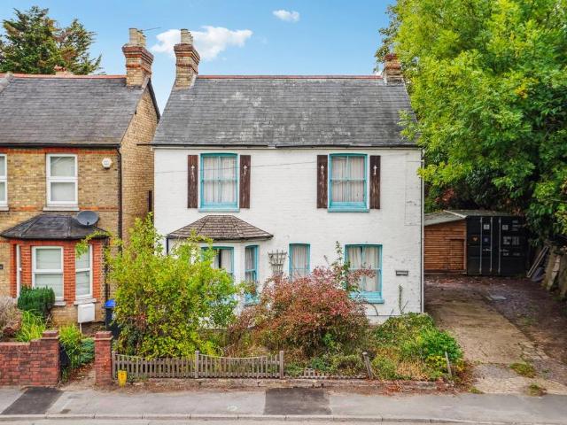 House for sale in Swallow, Buckinghamshire