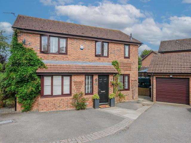 House for sale in Berrick Salome, Oxfordshire