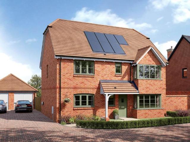 House for sale in Perryfields, West Sussex