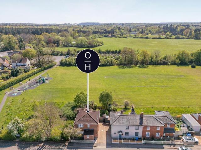 House for sale in Cranbourne, Winkfield