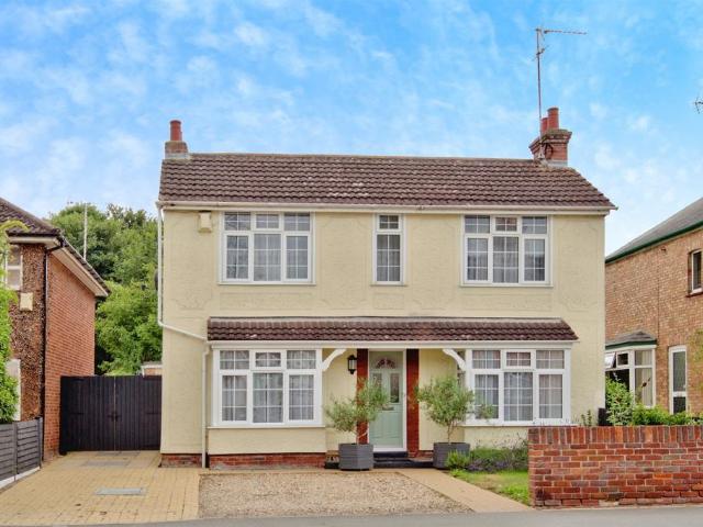 House for sale in Old Heath, Fordham Heath