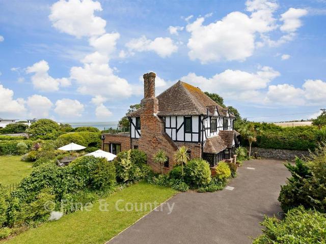 House for sale in Acol, Kent