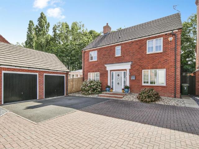 House for sale in Westwood Heath, West Midlands