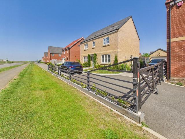 House for sale in Crowland, Gosberton Clough