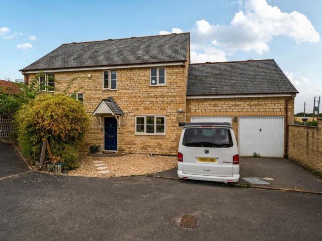 House for sale in Barholm, Lincolnshire