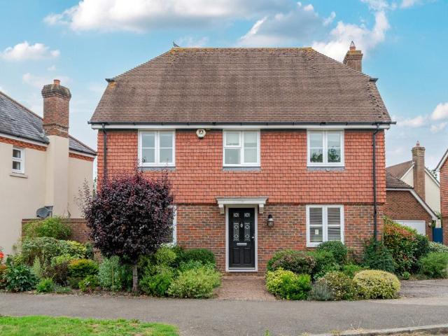 House for sale in Horsham, West Sussex