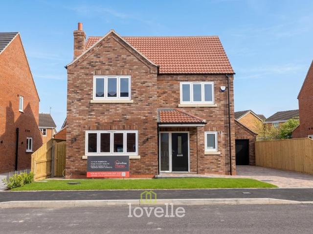 House for sale in Laceby