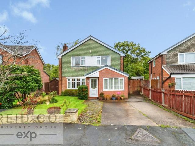 House for sale in Ingol, Preston