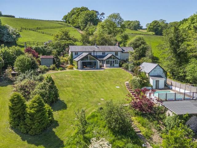 House for sale in Golden Square, Budlake