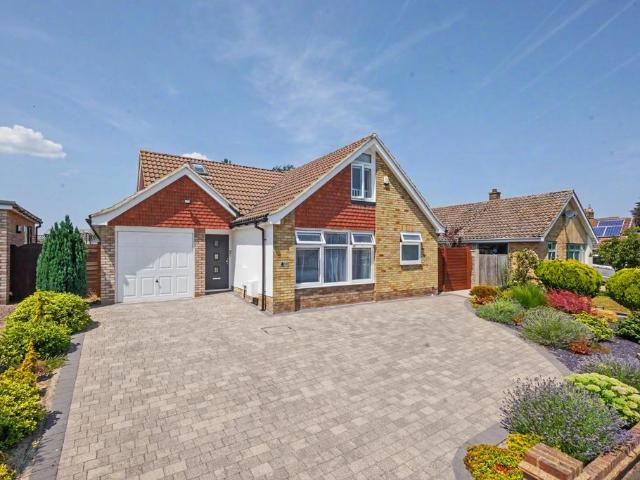 House for sale in Oad Street, Kent
