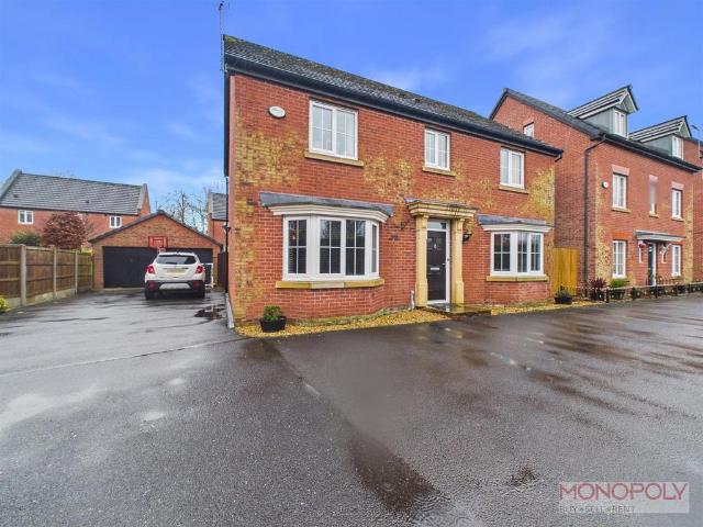 House for sale in Coed-y-Glyn, Wrexham