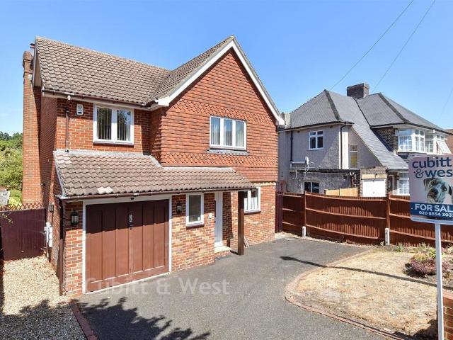 House for sale in London Borough of Croydon, Greater London