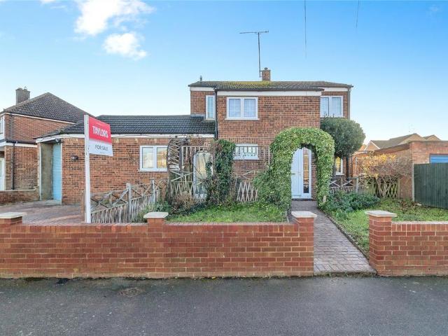 House for sale in Leighton-Linslade, Leighton Buzzard