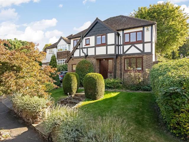 House for sale in London Borough of Croydon, Purley