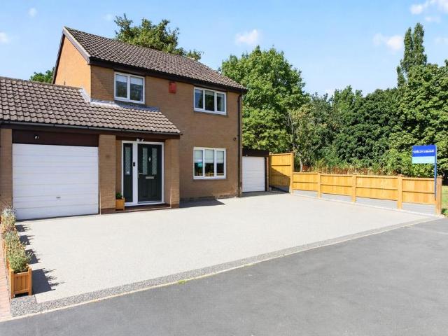 House for sale in Killinghall, North Yorkshire