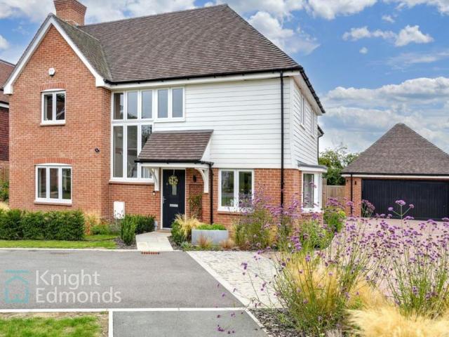 House for sale in Midway, Kent