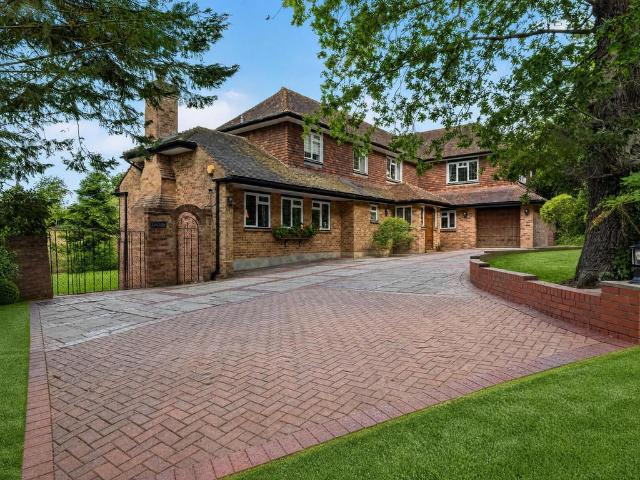 House for sale in Northaw, Welwyn Hatfield