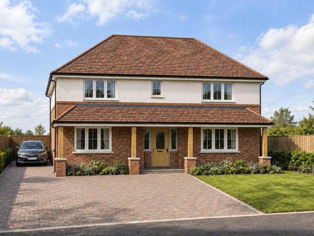 House for sale in Worplesdon, Guildford