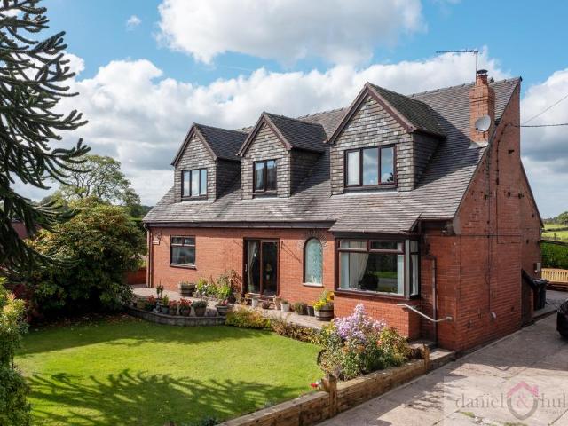 House for sale in Kingsley, Kingsley Moor