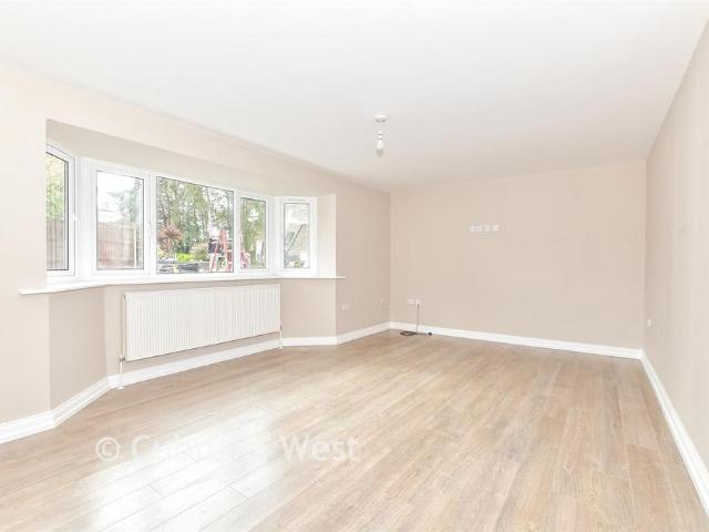 House for sale in Crookhorn, Spring Vale