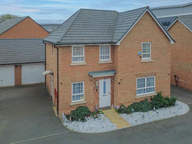 House for sale in Eggington, Bedfordshire