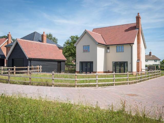 House for sale in Bedingfield, Suffolk