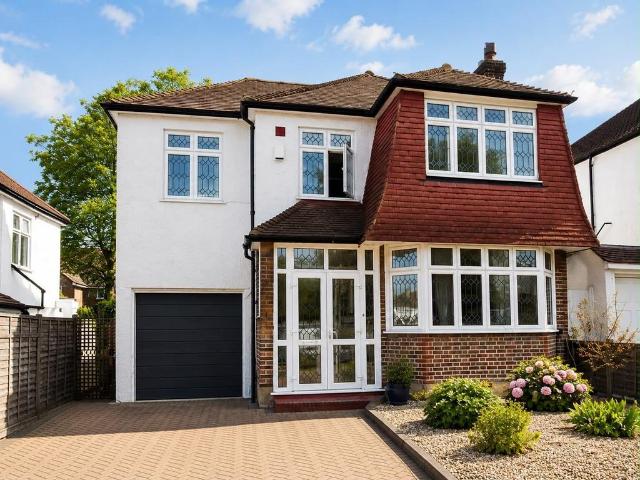 House for sale in London Borough of Croydon, Shirley