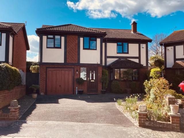 House for sale in Ash, Kent
