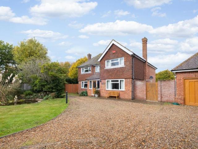 House for sale in The Bridge, Kent