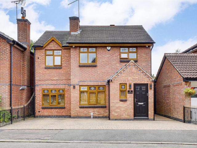House for sale in Shipley View, Caldermill