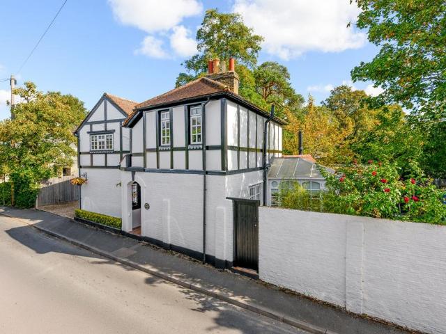 House for sale in Blackhills, Surrey