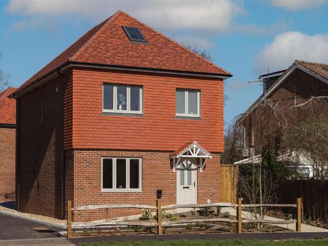 House for sale in Burstow, Hillview