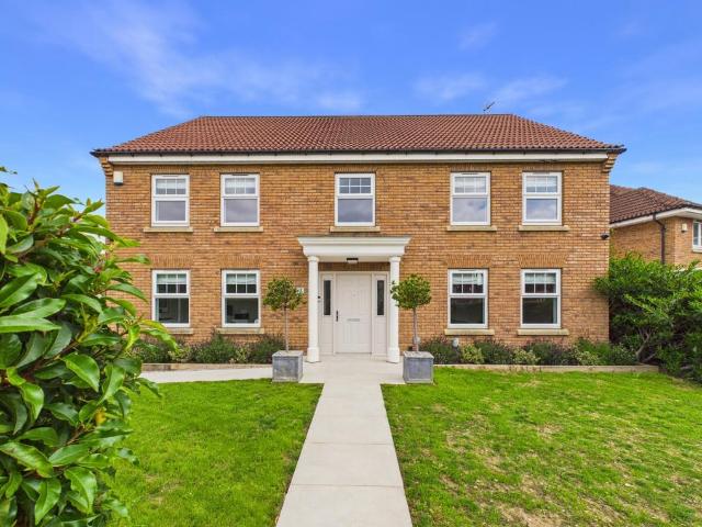 House for sale in Kingswood, Hull