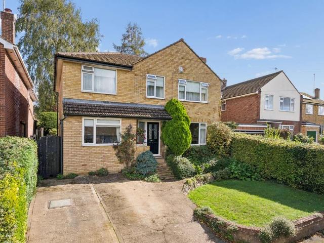 House for sale in High Wycombe Community Board, High Wycombe
