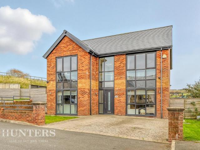 House for sale in Waterhead, Pendock
