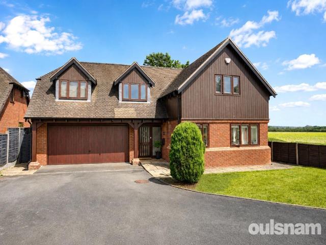 House for sale in Holt Heath, Forthampton