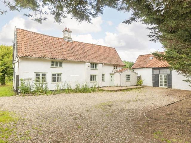 House for sale in Wacton, Burgh St Peter