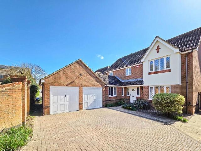 House for sale in Cliffsend, Acol