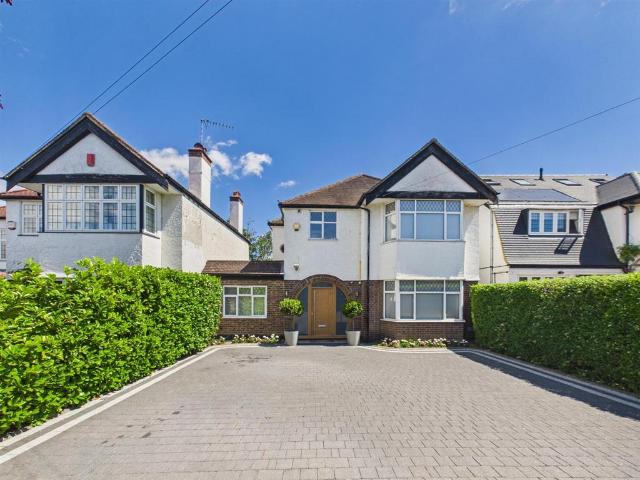 House for sale in Greater London