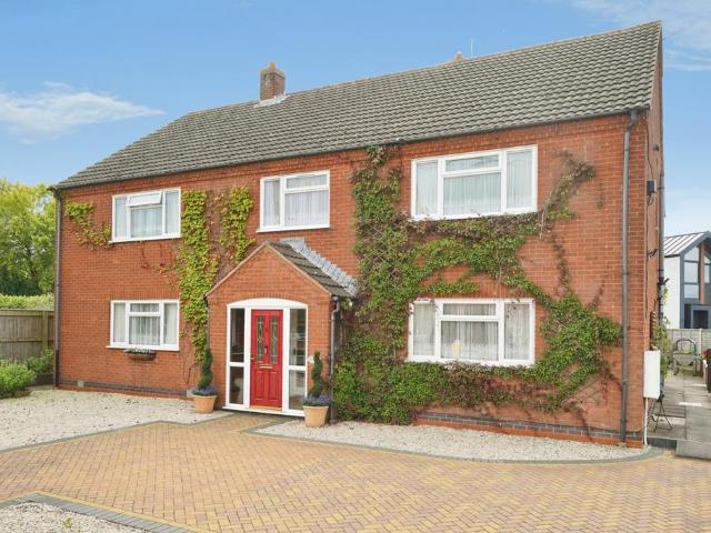 House for sale in Bagworth, Hinckley and Bosworth