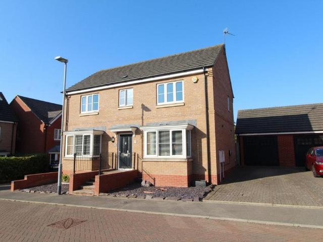 House for sale in Littlethorpe, Pinfold