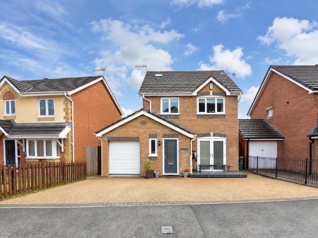House for sale in Cwmdare, Wales
