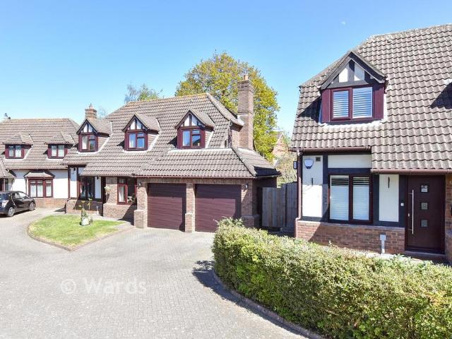 House for sale in The Butts, Kent