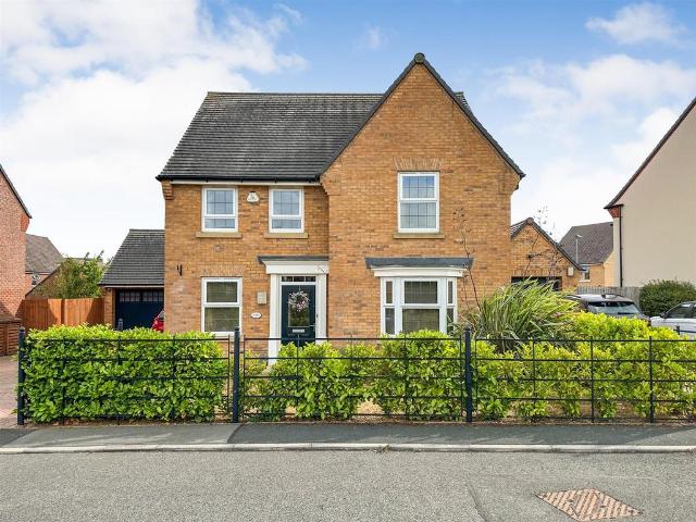 House for sale in Priors Hall Park, Weldon