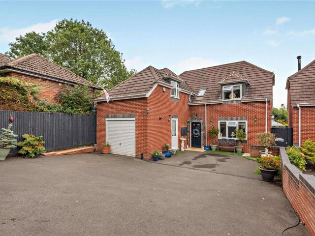 House for sale in Lambourn, West Berkshire
